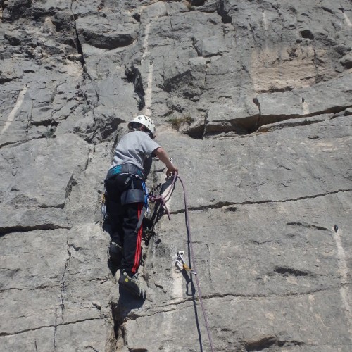 Escalade En Tête Près De Montpellier Dans L'Hérault Avec Les Moniteurs D'entre2nature