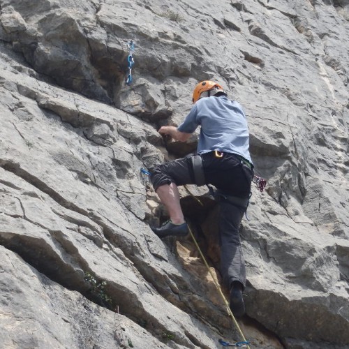 Escalade En Tête Dans Montpellier Avec Les Moniteurs De L'Hérault: Enfants Et Grands