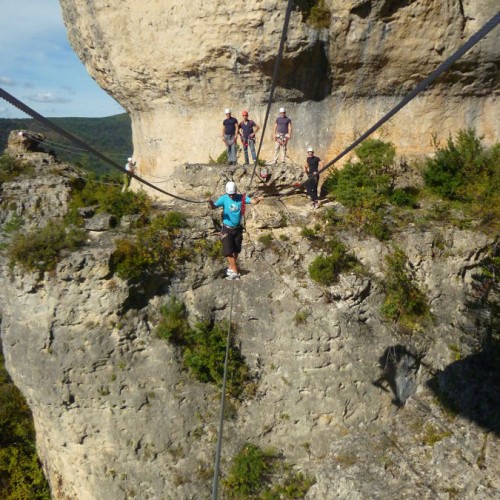 Via-ferrata Du Liaucous Près De Millau Dans Les Gorges Du Tarn En Aveyron