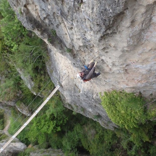 Via-ferrata Du Liaucous Entre Les Gorges Du Tarn Et Millau, Pour Des Sensations Et Du Vertige