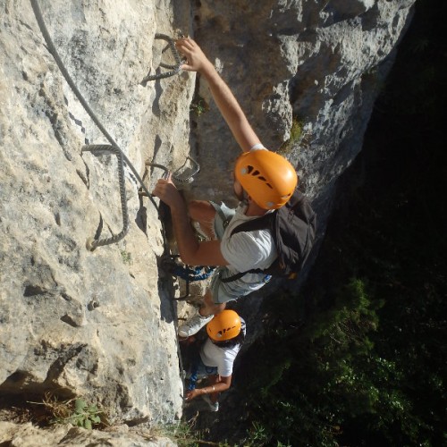 Via-ferrata Près De Montpellier Et Ganges En Cévennes Dans L'Hérault