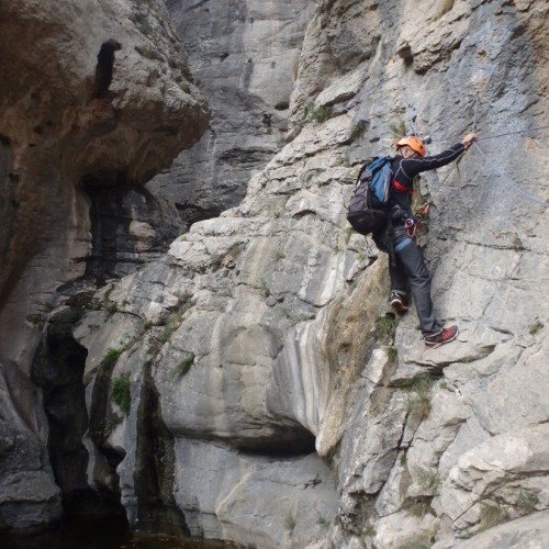 Randonnée-rappel Dans Le Verdus Près De Montpellier Dans L'Hérault