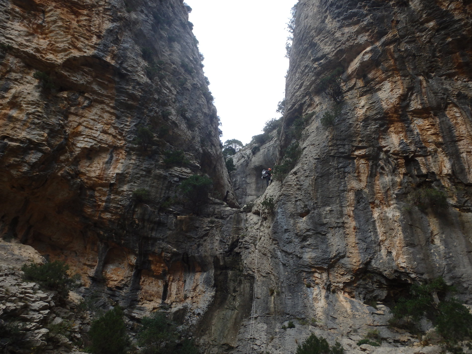 randonnee-rappel-verdus-guilhem-desert