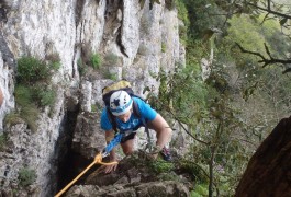 Rappel Avec Les Moniteurs D'escalade De Montpellier