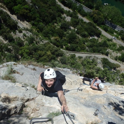 Via-ferrata Près Des Cévennes Et Montpellier Dans L'Hérault En Languedoc