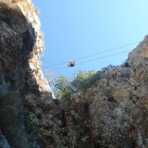 Via-ferrata Et Pont De Singe Dans Le Gard, Près Du Vidourle à Lunel