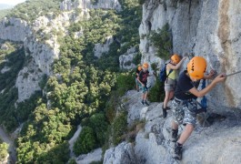 Via-ferrata Près De Ganges Et Montpellier Avec Les Moniteurs D'entre2nature