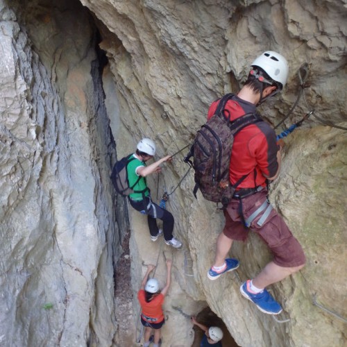 Via-ferrata Au Thaurac Près De Montpellier Dans L'Hérault