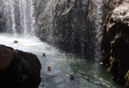 Randonnée Aquatique Au Pont Du Diable à St-Guilhem Le Désert Près De Montpellier Dans L'Hérault