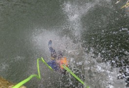 Canyoning Près De Montpellier Au Pont Du Diable Dans L'Hérault à Saint-Guilhem Le Désert