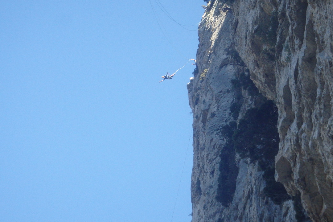 Saut Pendulaire à Saint-Guilhem Le Désert