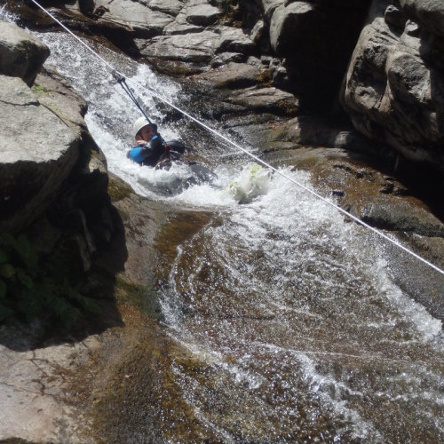 Canyoning En Cévennes, Près Du Mont Aigoual, Dans Le Canyon Du Tapoul