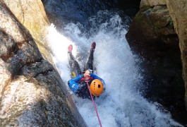 Canyon En Cévennes Au Tapoul Avec Entre2nature De Montpellier