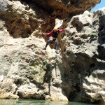 Saut Du Trou De Serrure Au Canyon Du Diable Dans L'Hérault, Près De Montpellier