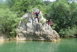 Canyon Et Randonnée Du Ravin Des Arcs Près De Montpellier