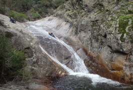 Canyon Du Rec Grand à Béziers Et Son Gros Toboggan