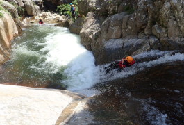 Canyon Du Rec Grand à Béziers Et Ses Nombreux Toboggans