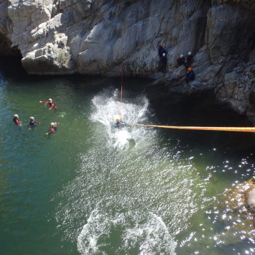 Canyoning Près D'Alès Et Anduze Dans Le Gard Au Canyon Du Soucy