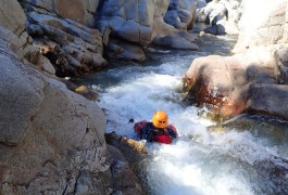 Canyoning Près D'Anduze Et Alès Au Canyon Du Soucy Dans Le Gard