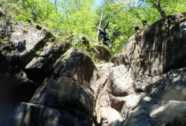 Canyoning Au Tapoul Dans Les Cévennes Près De Montpellier, Avec Entre2nature