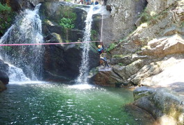 Canyon Du Tapoul En Cévennes Avec Sa Tyrolienne Splash. A Deux Pas Du Gard Et De L'Hérault.