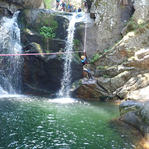 Canyon Du Tapoul En Cévennes Avec Sa Tyrolienne Splash. A Deux Pas Du Gard Et De L'Hérault.