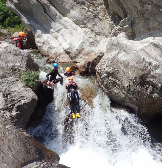 Toboggan En Canyoning Au Soucy Dans Le Gard, Près D'Anduze Et Alès