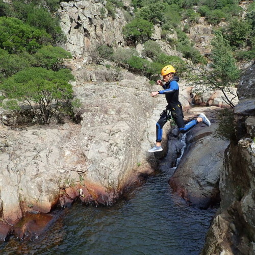 Canyoning Dans L'Hérault Près De Béziers Et Montpellier Au Rec Grand