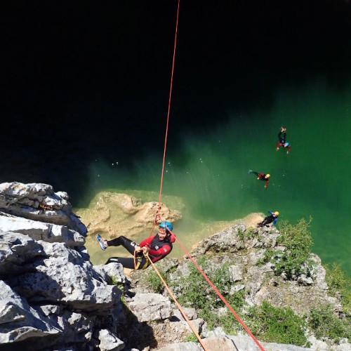 Canyoning Et Tyrolienne Dans L'Hérault Au Ravin Des Arcs