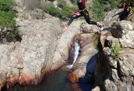 Canyoning à Mons La Trivalle Dans L'Hérault Avec Entre2nature