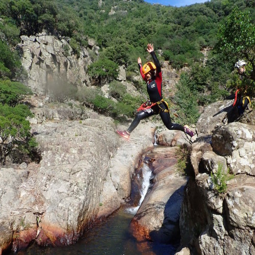 Canyoning à Mons La Trivalle Dans L'Hérault Avec Entre2nature