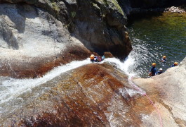 Canyoning Et Toboggan Près De Béziers Et Mons La Trivalle Dans L'Hérault