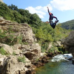 Saut En Canyoning Près De Montpellier Dans L'Hérault En Occitanie