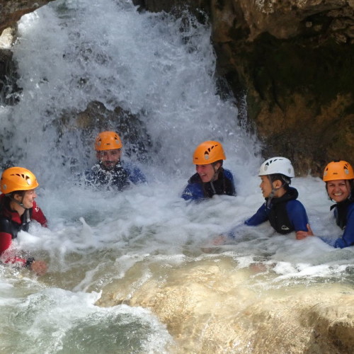 Canyoning Près De Montpellier Au Ravin Des Arcs En Occitanie Dans L'Hérault