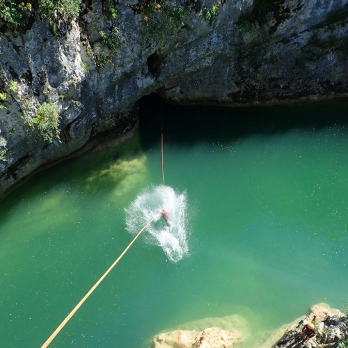 Tyrolienne En Canyoning Au Ravin Des Arcs