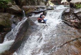 Toboggan En Canyoning Au Tapoul Dans Les Cévennes Avec Entre2nature