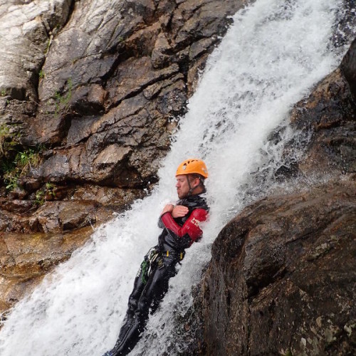 Canyoning Et Toboggan Dans Les Cévennes Près Du Vigan Aux Cascades D'Orgon