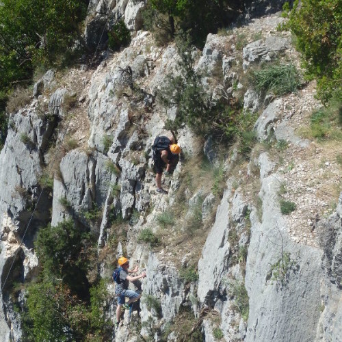 Via-ferrata Du Thaurac Dans L'Hérault Près De Montpellier