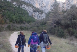 Randonnée-rappel Au Verdus Dans L'Hérault Pour Une Aventure Verticale