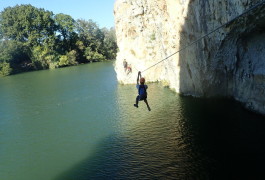 Tyrolienne De La Via-ferrata Du Vidourle Entre Nîmes Et Montpellier