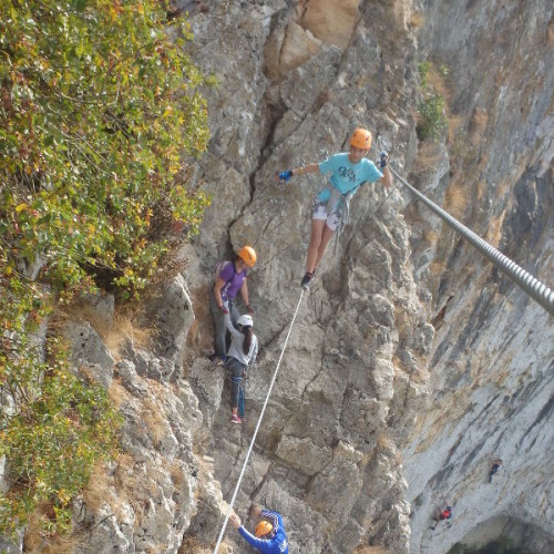 Via-ferrata Dans Le Gard Entre Nîmes Et Montpellier