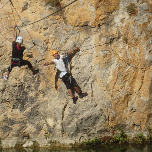 Via-ferrata Près De Saint-Sériès Et Nîmes Dans Le Gard