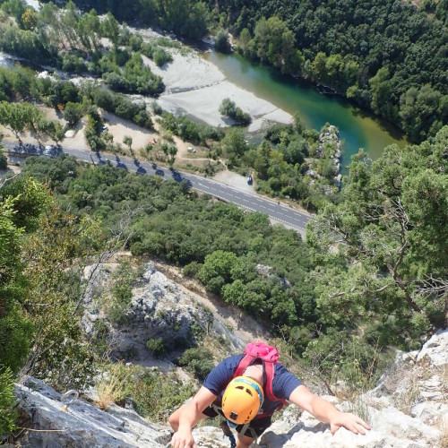 Via-ferrata Du Thaurac Près De Montpellier Dans L'Hérault En Occitanie