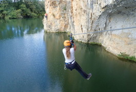 Tyrolienne De La Via-ferrata Du Vidourle Près De Nîmes