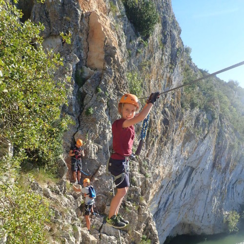 Via-ferrata Du Vidourle Dans Le Gard Près De Nîmes