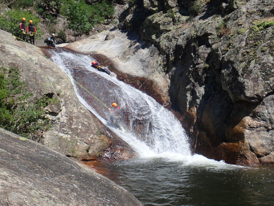 Canyoning Au Rec Grand Avec Son Toboggan, Dans L'Hérault